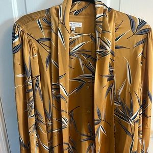 New Without Tags Equipment Femme Womens Tie Neck Blouse Yellow, Black & White